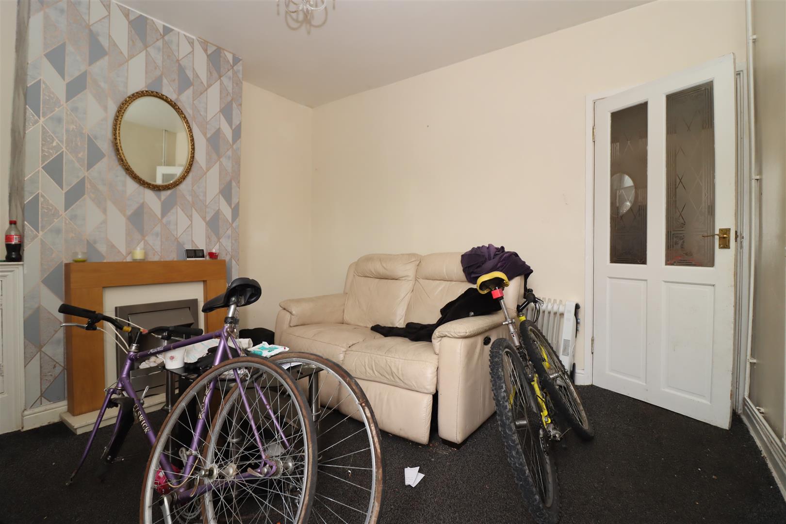 2 bed property in Hardwick Street, Chesterfield